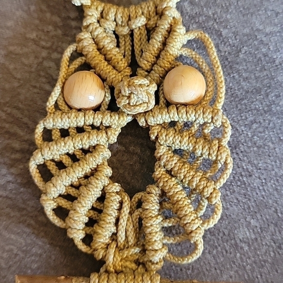 HANDMADE 1970s Boho Hippie Macrame Owl Necklace - Picture 2 of 6